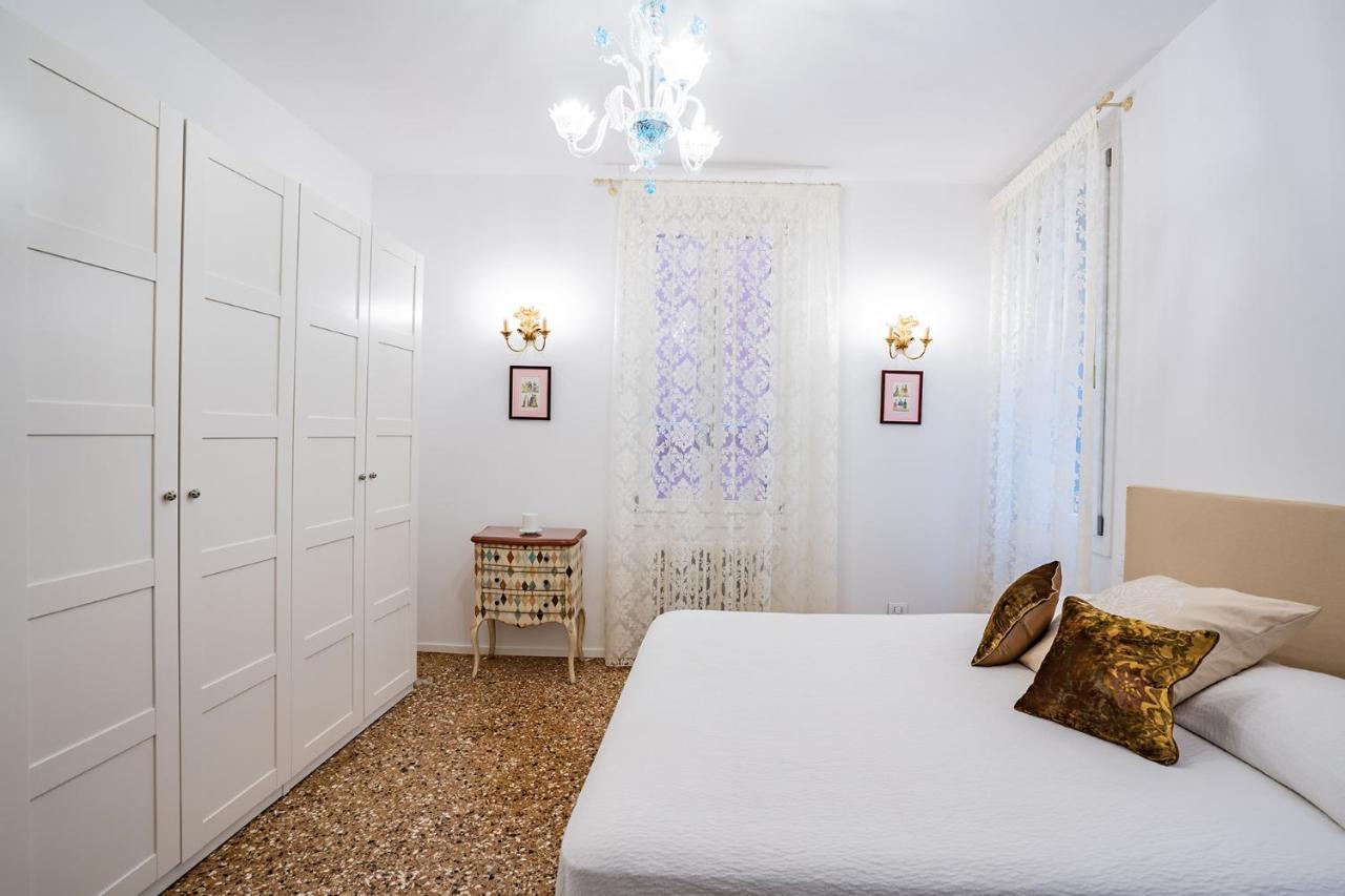 Apartament Ca' San Beneto Completely Refurbished In A Fabulously Area Wenecja